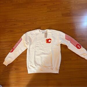 Blue 84 NHL Officially Licensed Crewneck Sweatshirt Ringspun Ivory